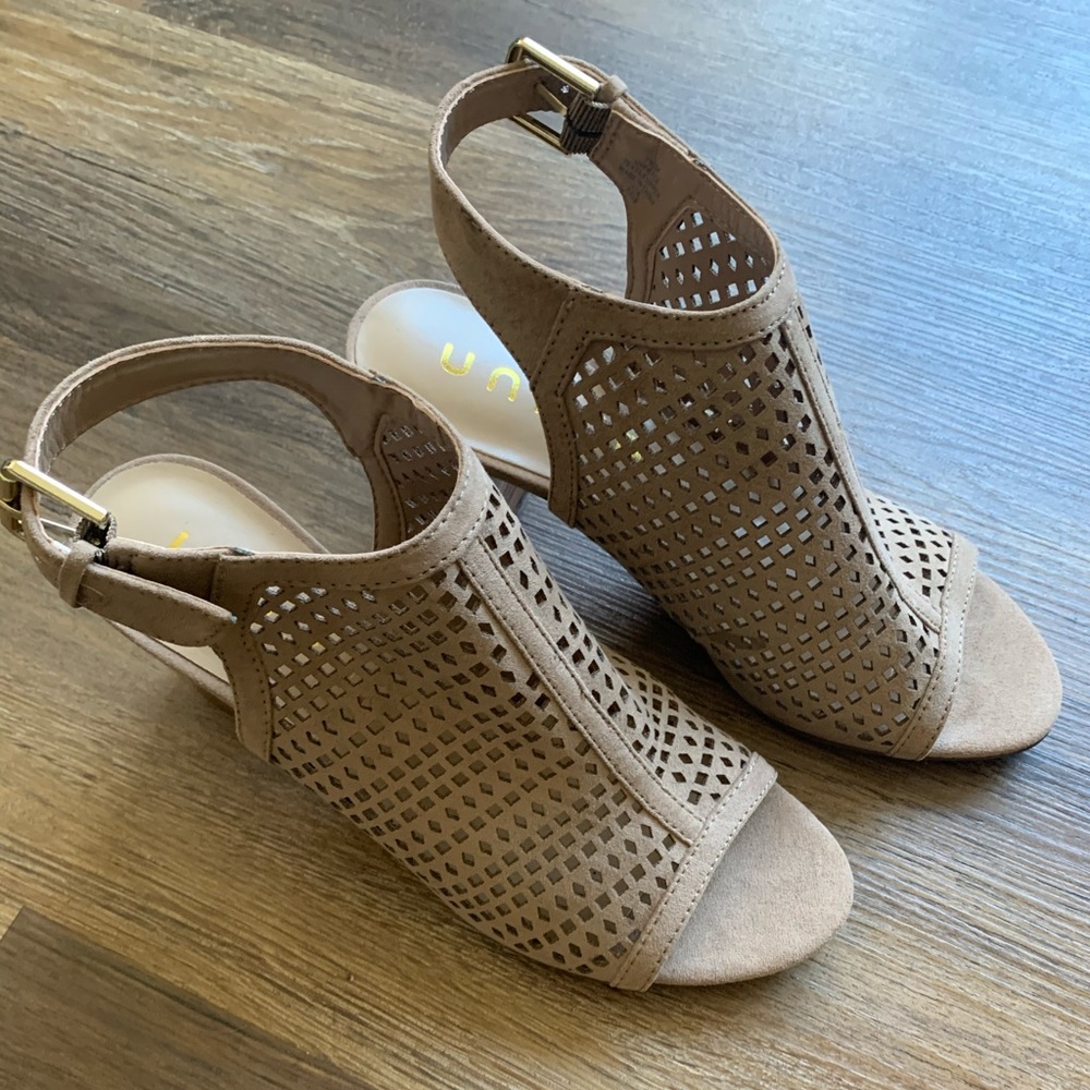 Brand new wedge sandal size 7.5